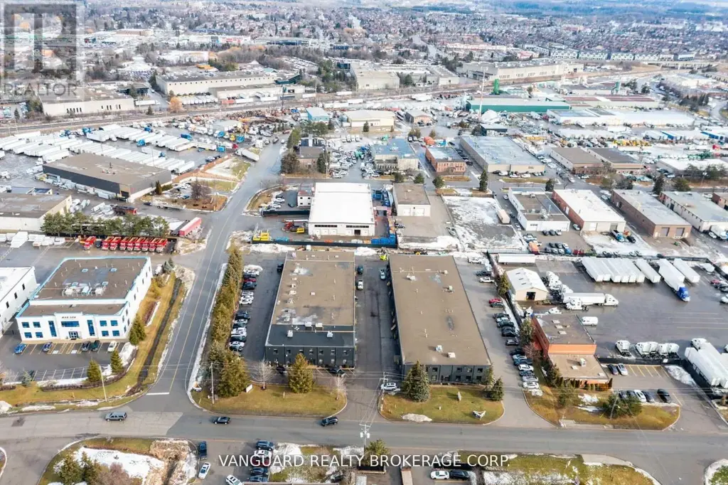 8 - 13 Holland Drive, Caledon (Bolton West)